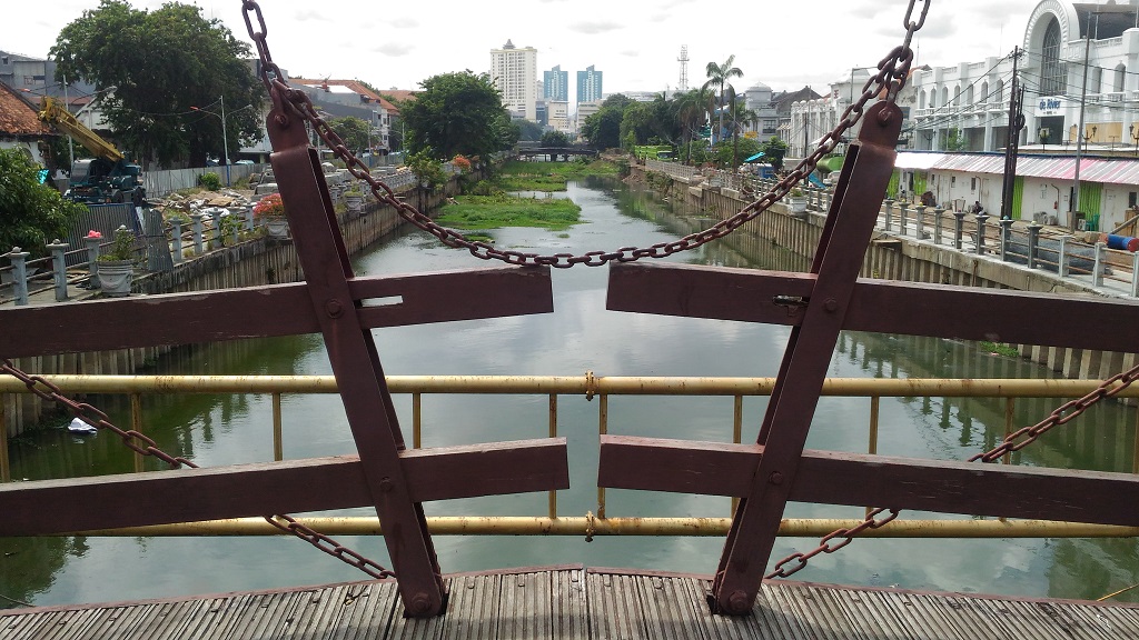 Perpotongan Jembatan Kota Intan